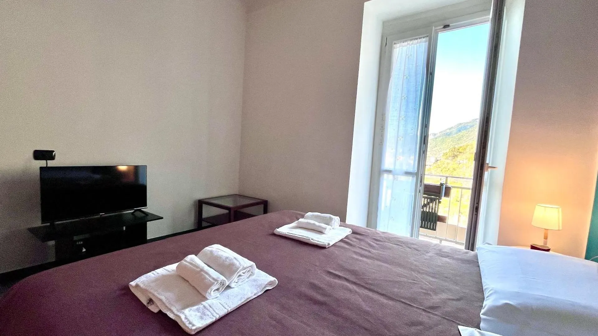 Casa Di Mezzo By Arbaspaa Manarola İtalya