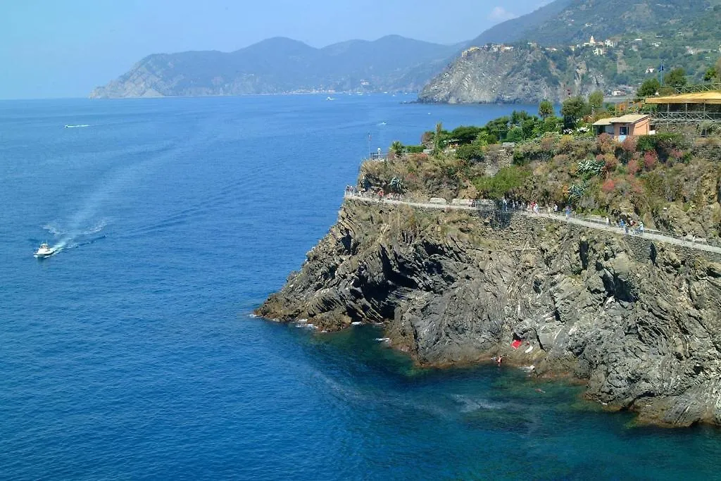 Casa Di Mezzo By Arbaspaa Manarola